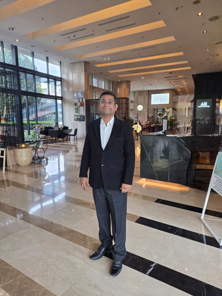 Yogesh Jagdale picture